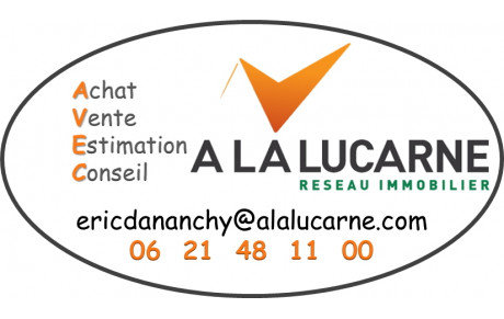 A La Lucarne